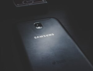 phone number and resolution options overview